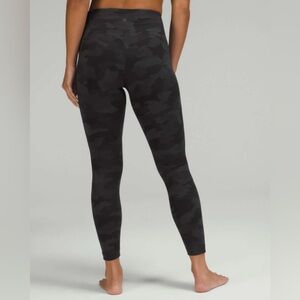 •LULULEMON• InStill High-Rise Tight 25"
Heritage 365 Camo Deep Coal Multi